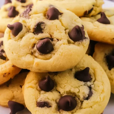 Deliciously Easy Chocolate Chip Cake Mix Cookies Recipe