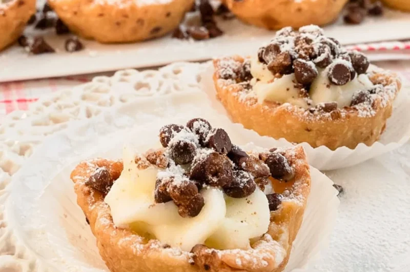 Delightful Mini Cannoli Cups Recipe