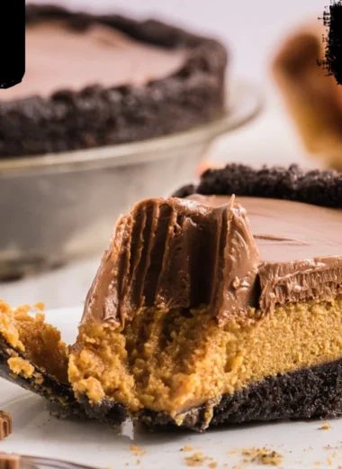 Delightfully Decadent Buckeye Pie Recipe