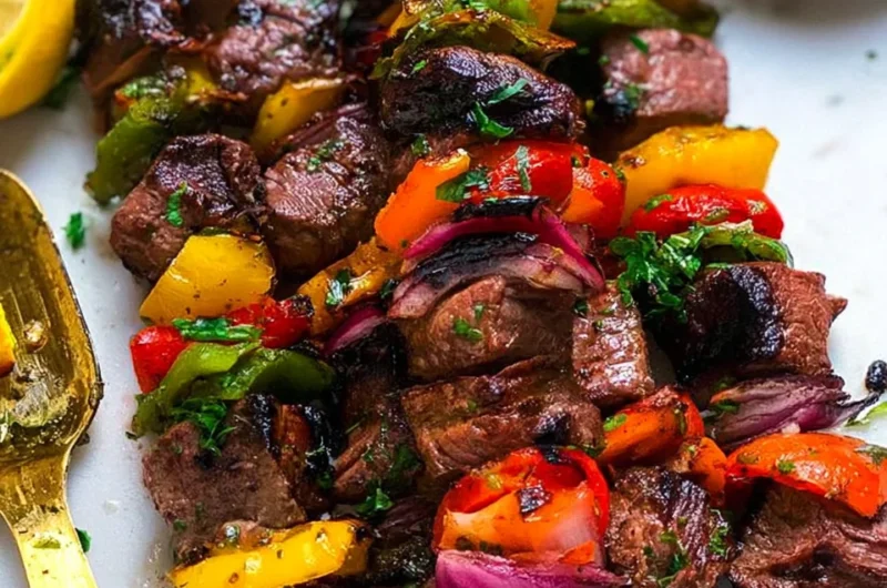 Easy Steak Kabobs Recipe (Perfect for Summer Grilling!)