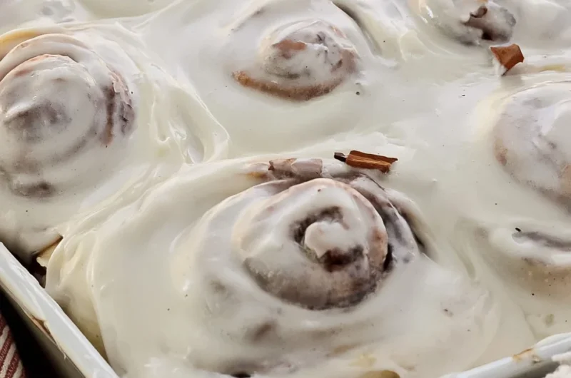 Irresistibly Easy Homemade Cinnamon Rolls Recipe