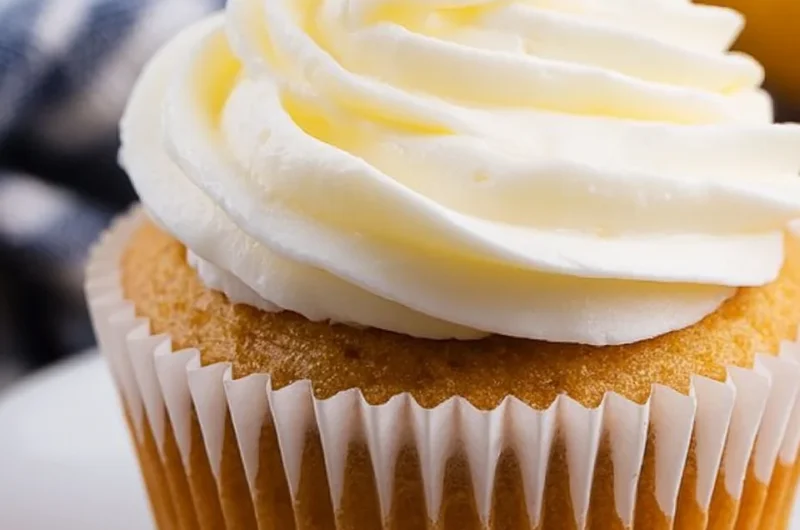 Lemon Cream Cheese Frosting Recipe (Light and Zesty!)