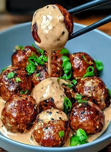 Delicious Korean BBQ Meatballs with Spicy Mayo Dip Recipe